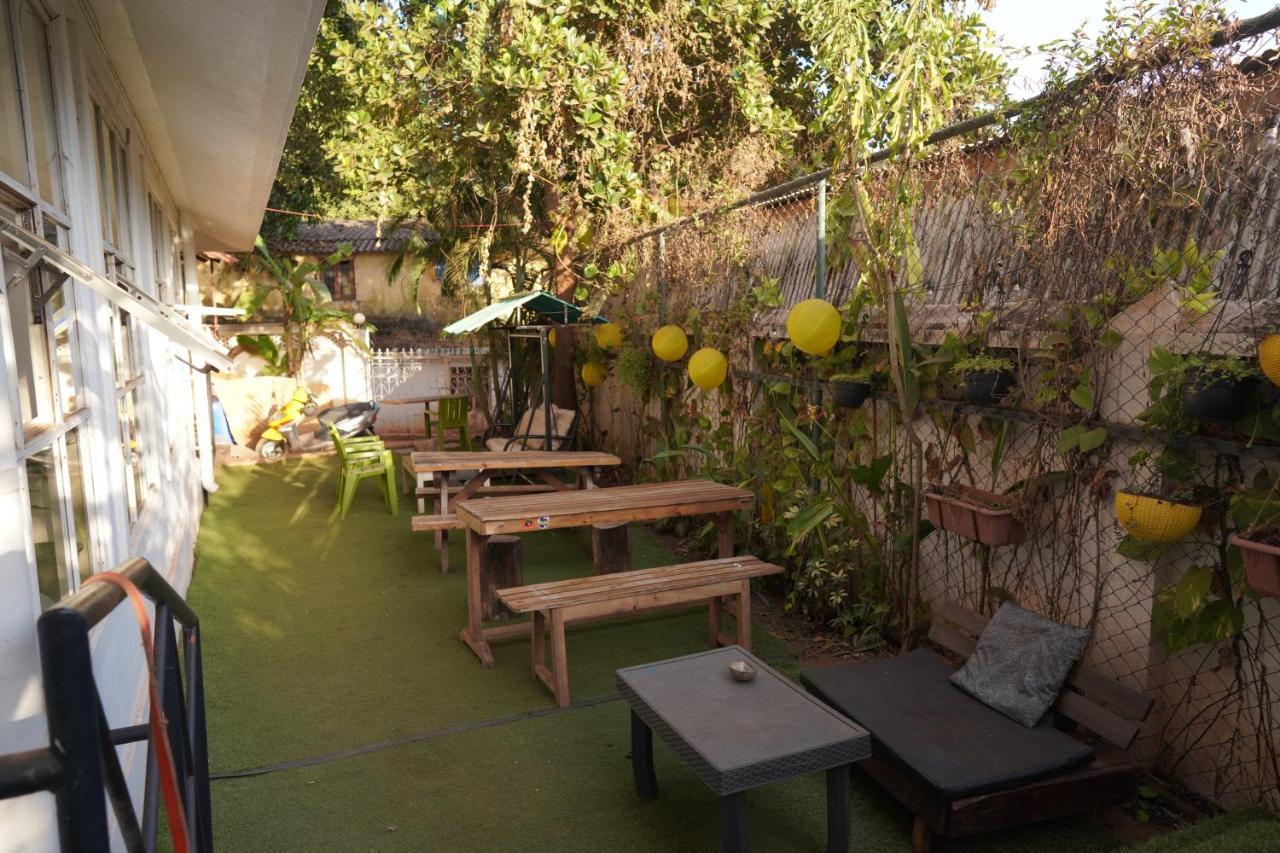 Jungle By Sturmfrei Vagator Hostel Buitenkant foto
